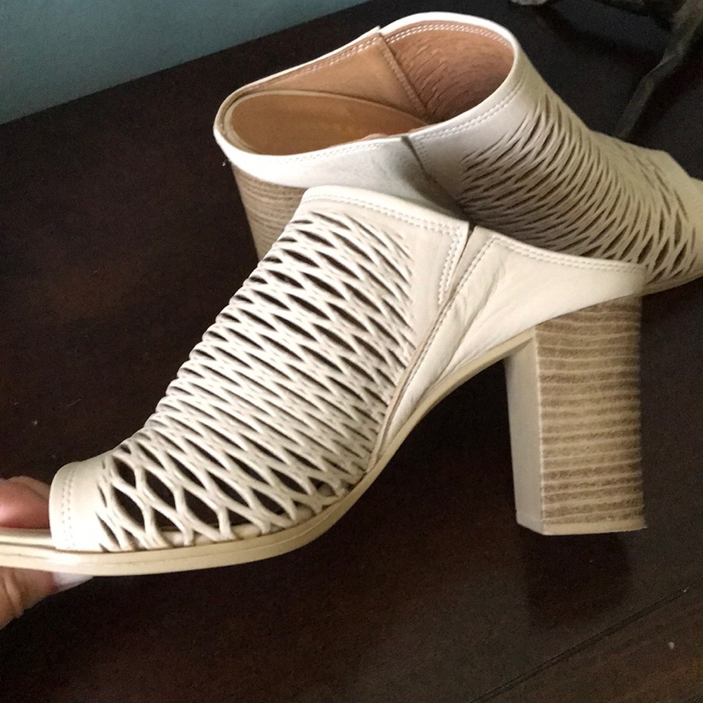 Spring Step • Marinda Mule - Picture 7 of 10